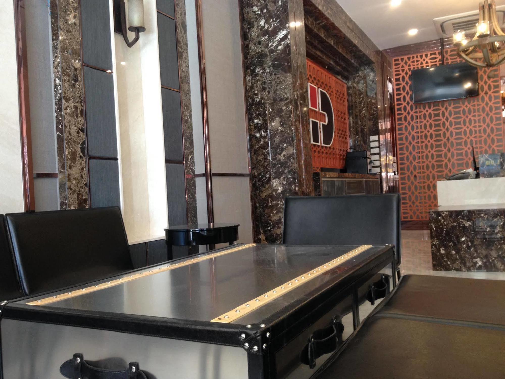 Dsure Hotel Phuket Patong Eksteriør billede