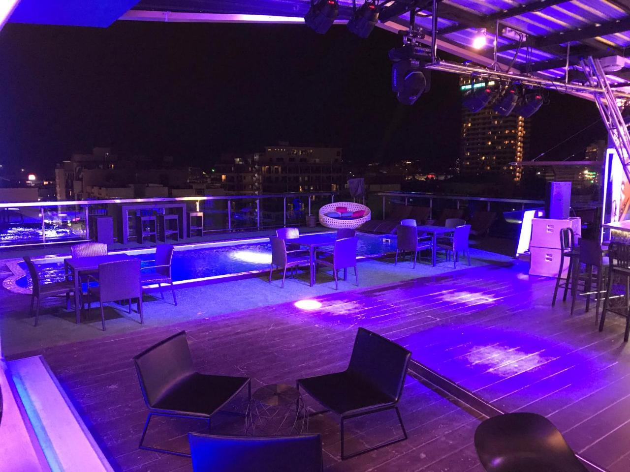 Dsure Hotel Phuket Patong Eksteriør billede